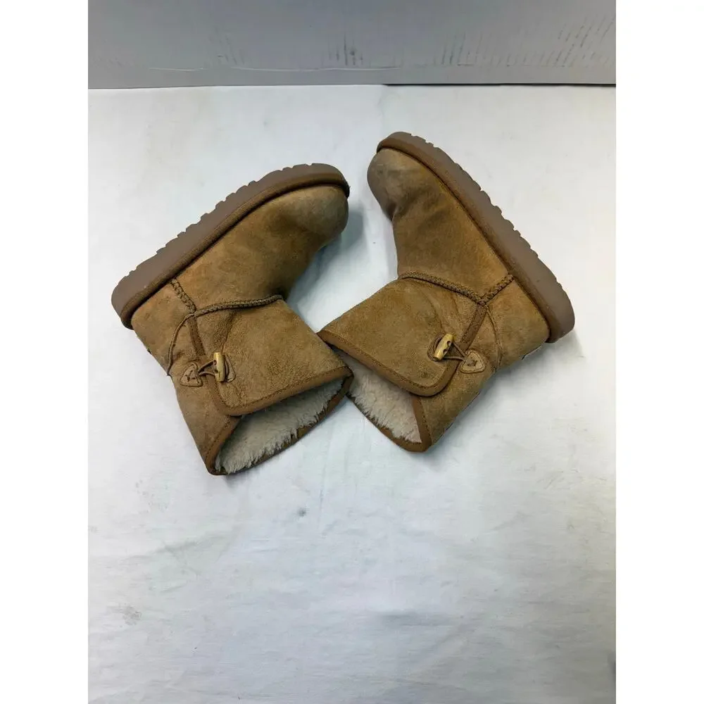 UGG kids boots girls size 2 color brown the color of the boots is faded